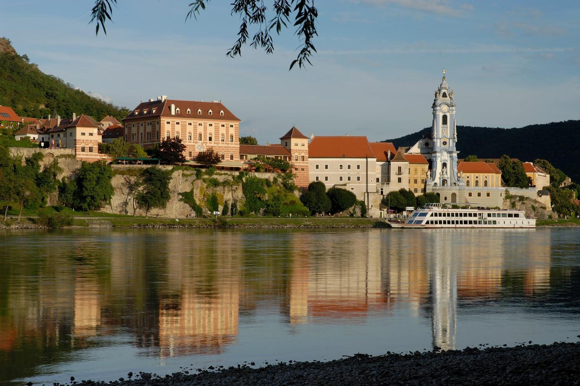 Hotel Schloss Dürnstein Exterior foto